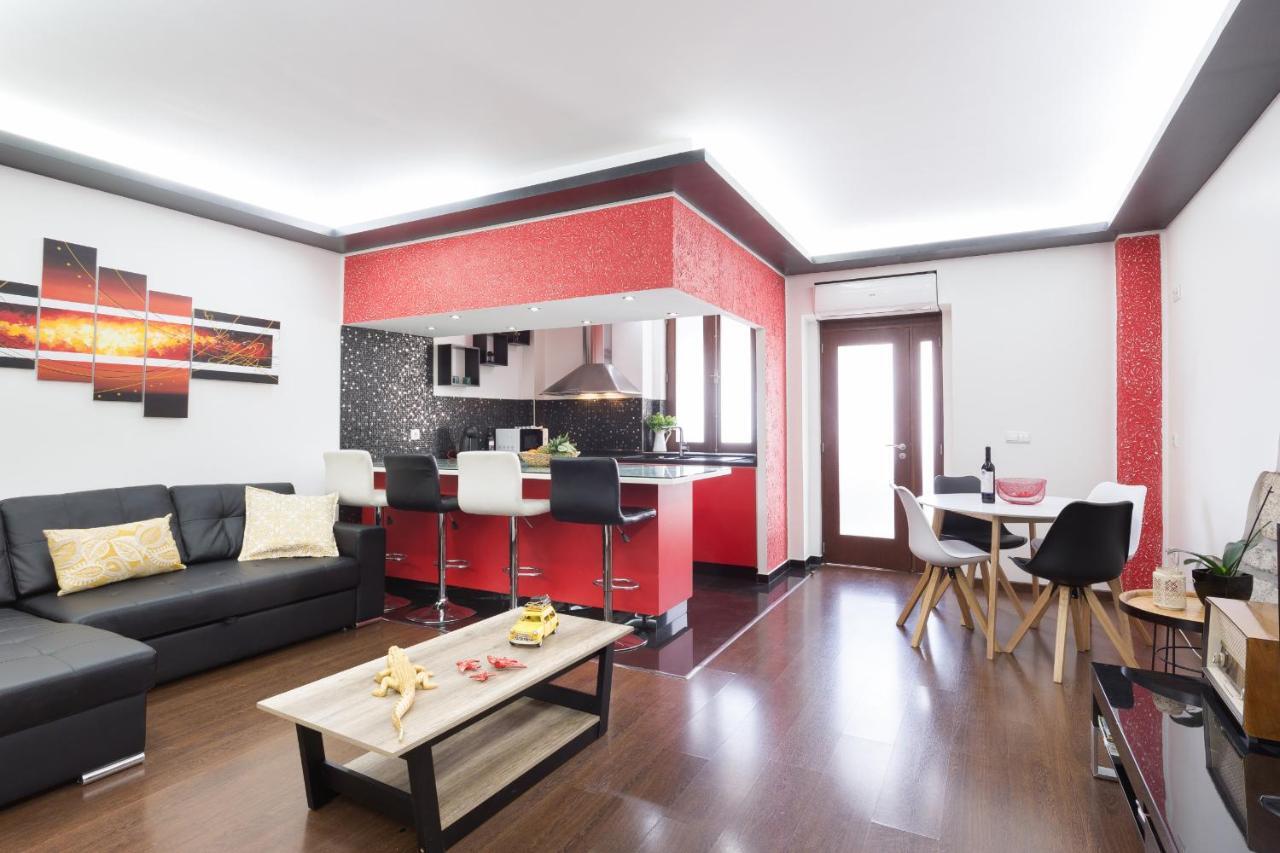 Апартаменты Deluxe Spacious Flats W Mezzanine By Host Wise Порту Экстерьер фото